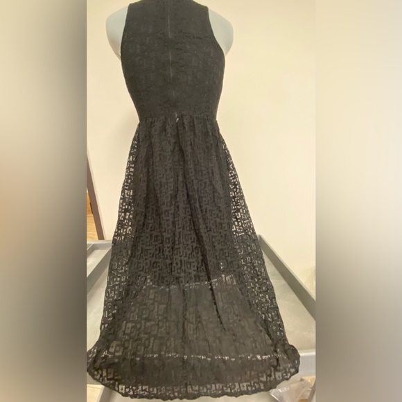 Xtreme brand-Black lace dress, medium size - Picture 4 of 14